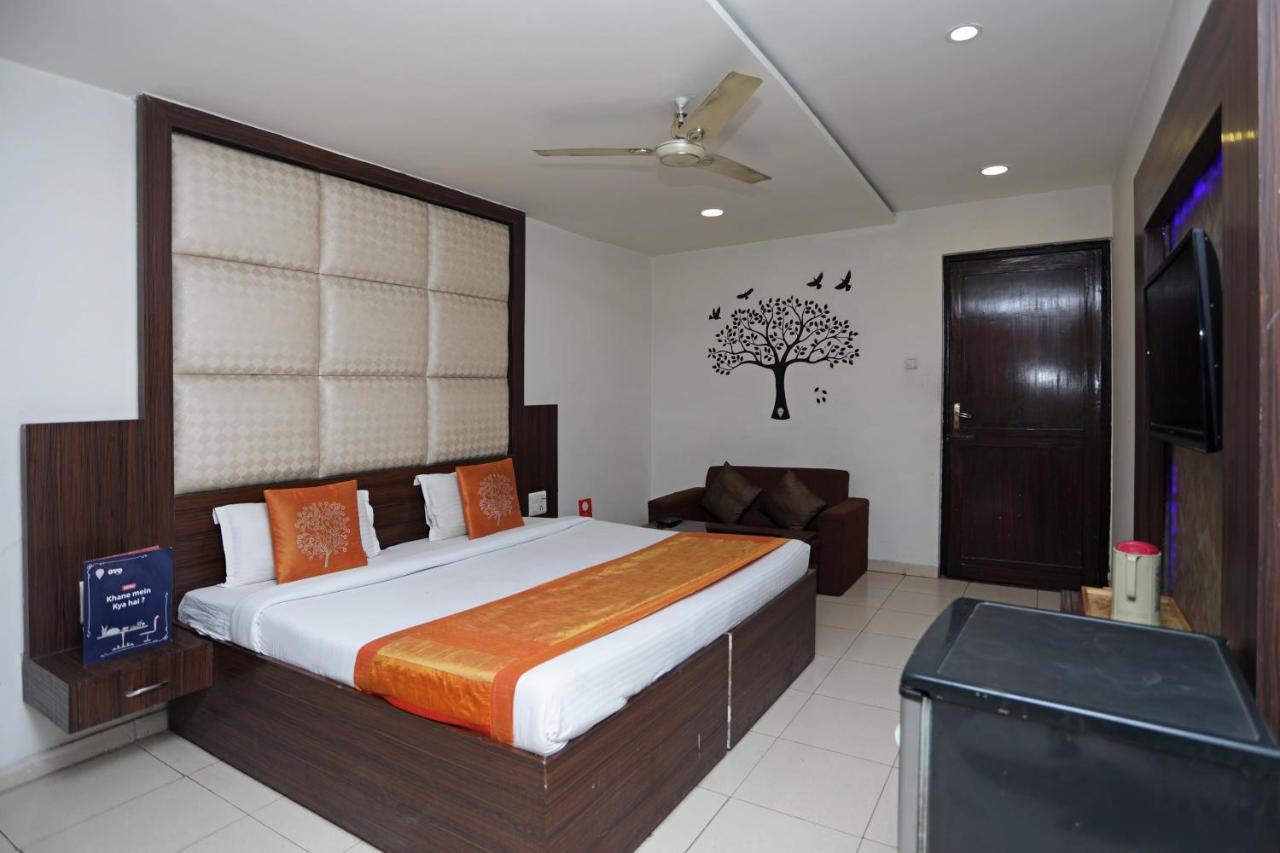 The Gagan Plaza Hotel Kanpur Exterior photo