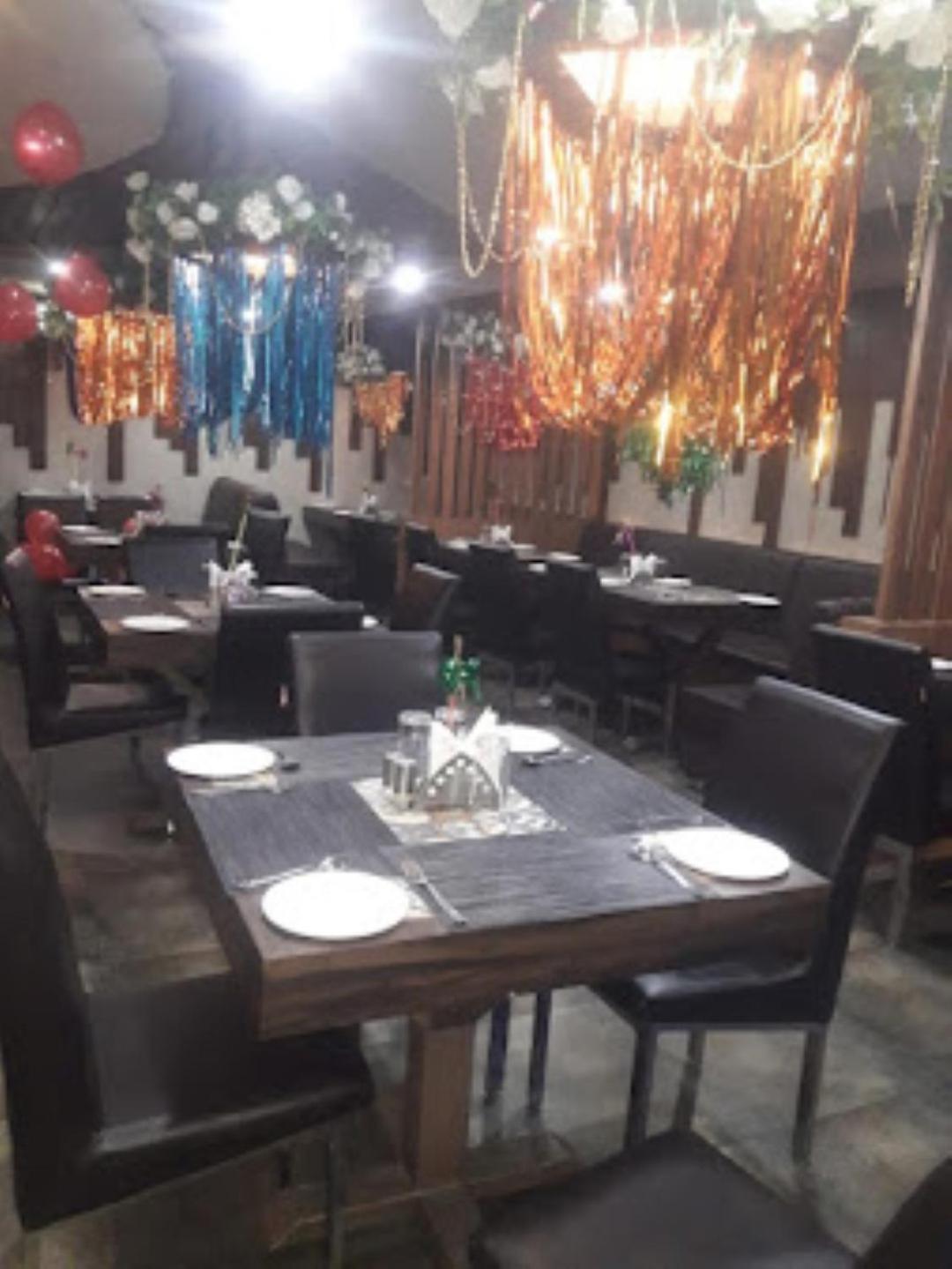 The Gagan Plaza Hotel Kanpur Exterior photo