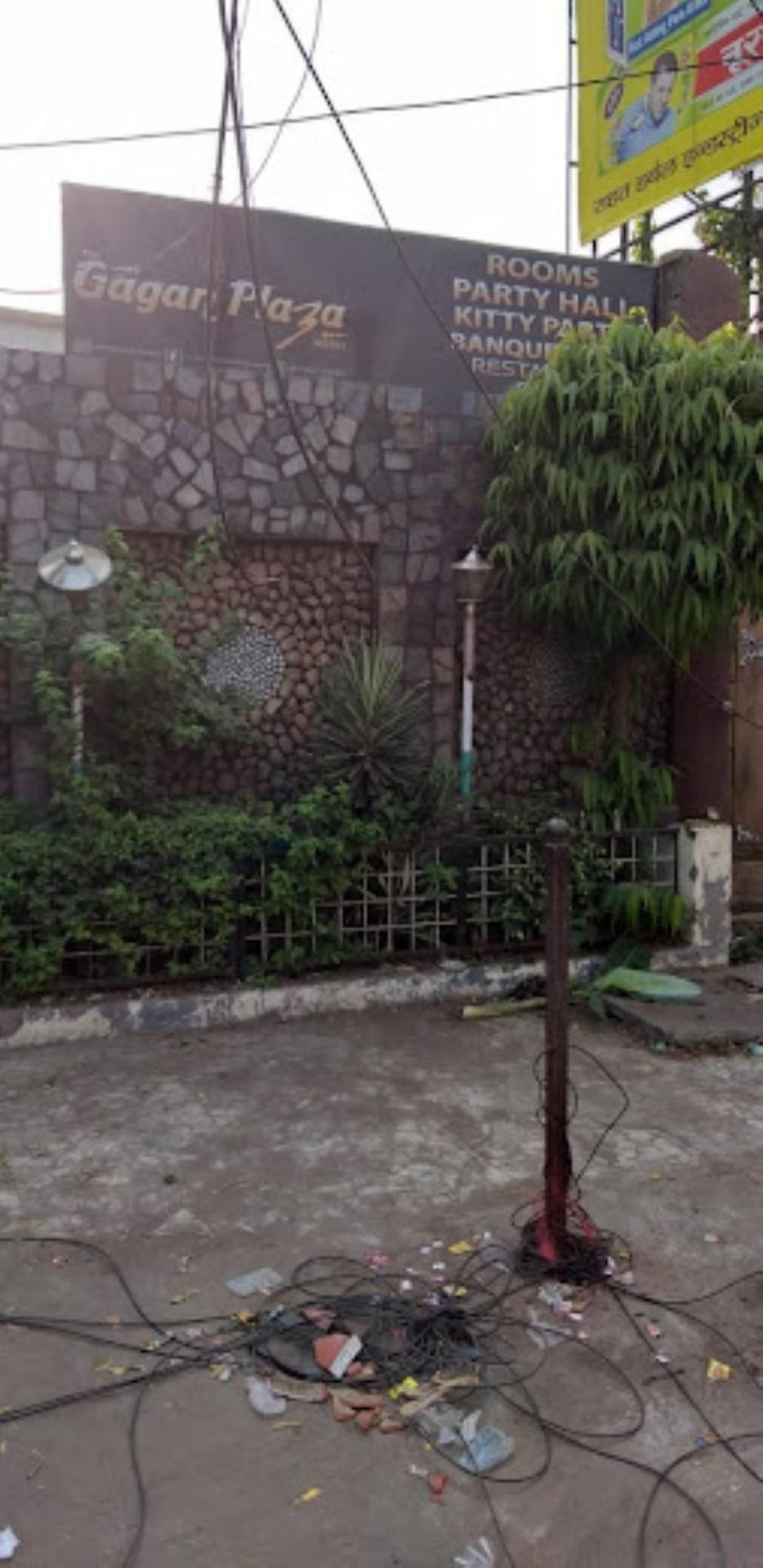The Gagan Plaza Hotel Kanpur Exterior photo