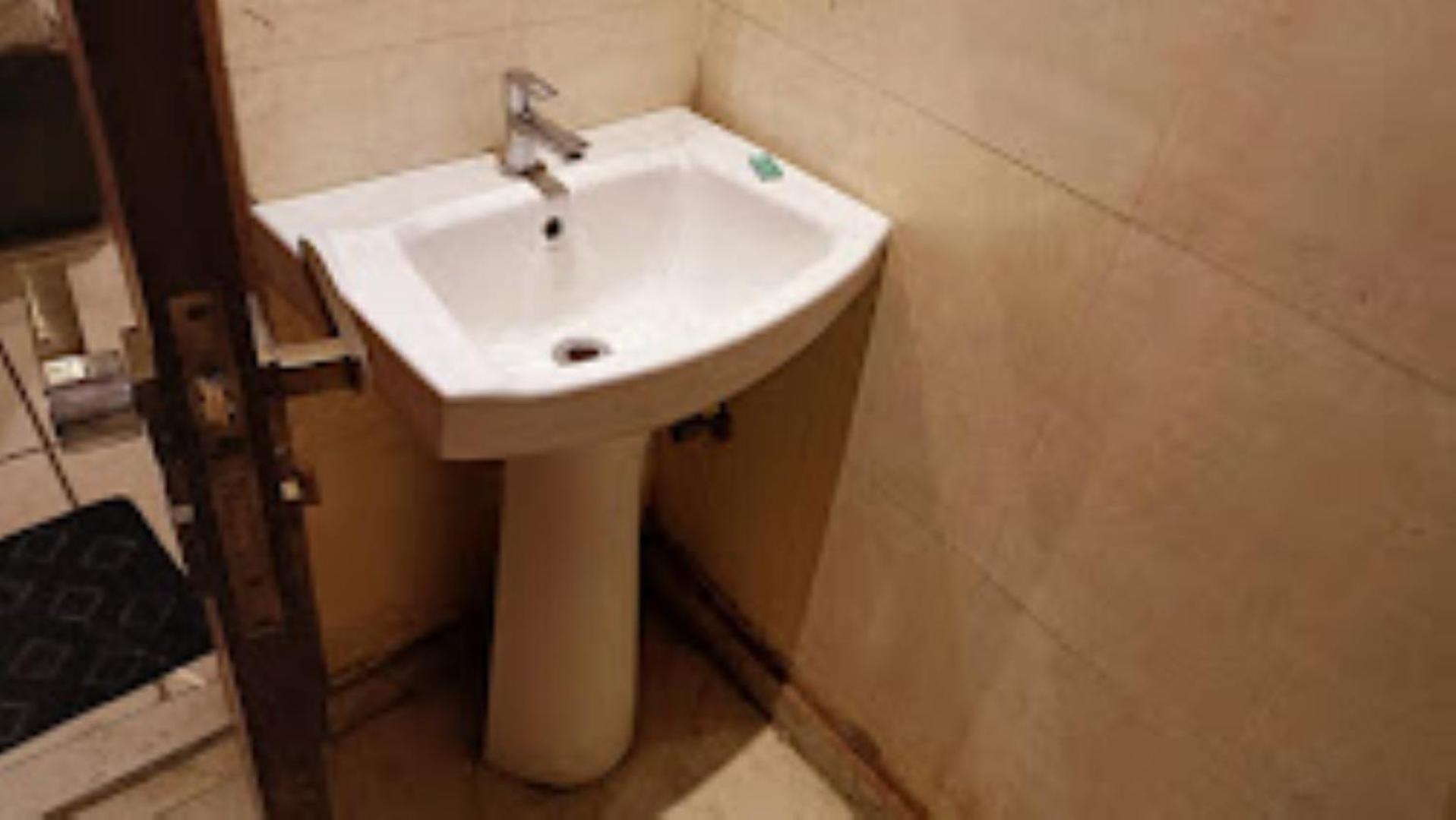 The Gagan Plaza Hotel Kanpur Exterior photo