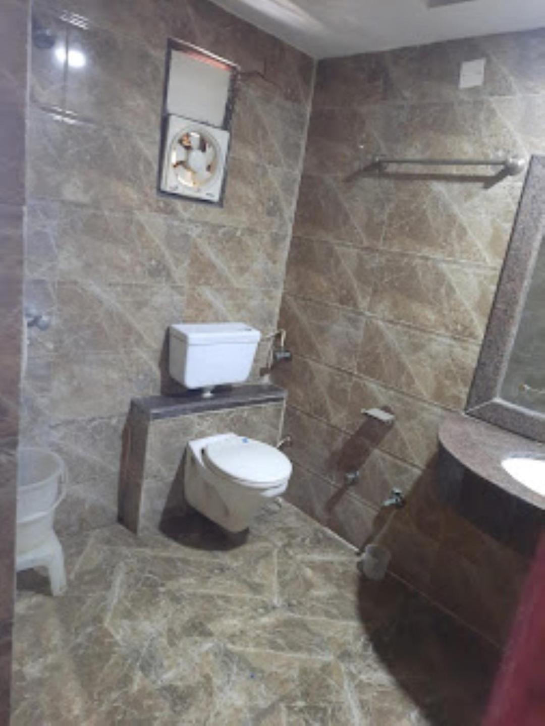 The Gagan Plaza Hotel Kanpur Exterior photo